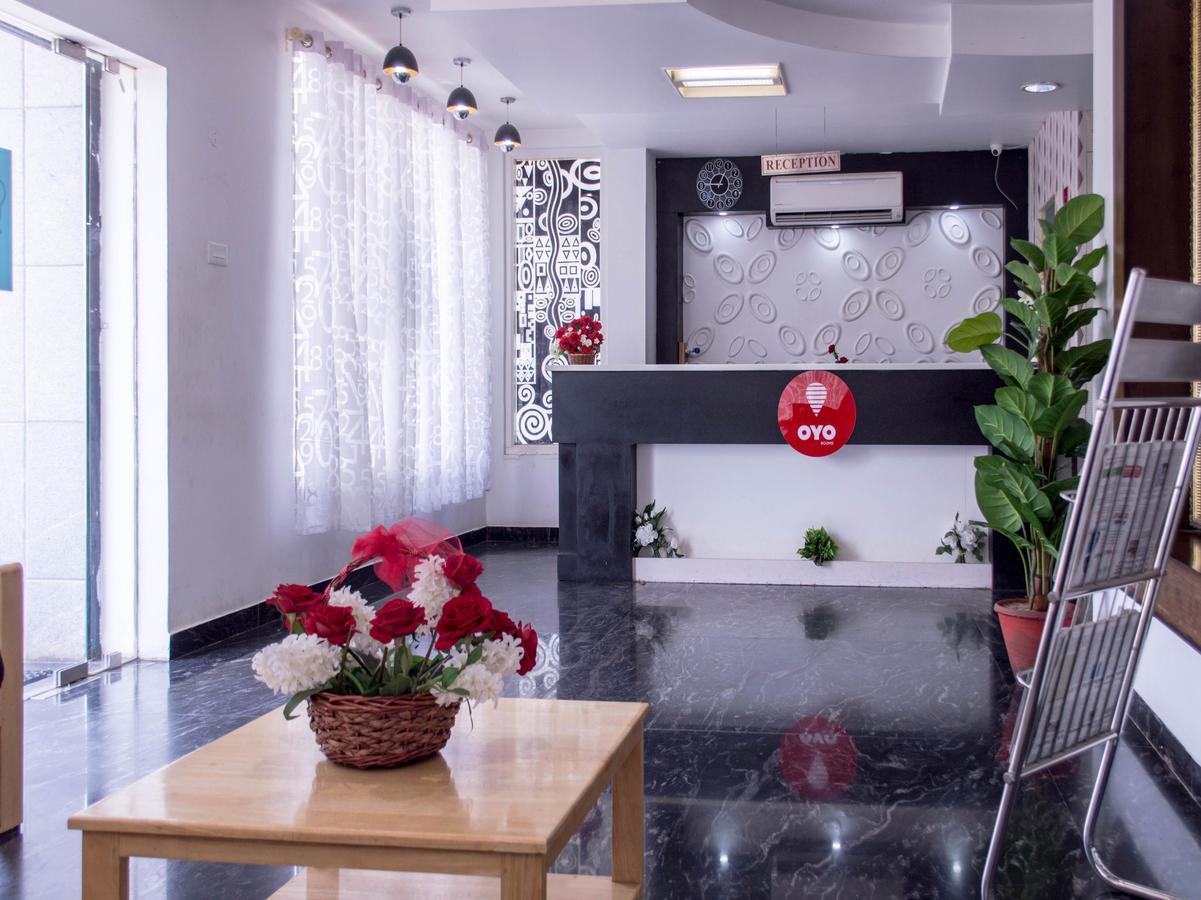 Oyo 10630 Hotel Nano Turf Madurai Bagian luar foto
