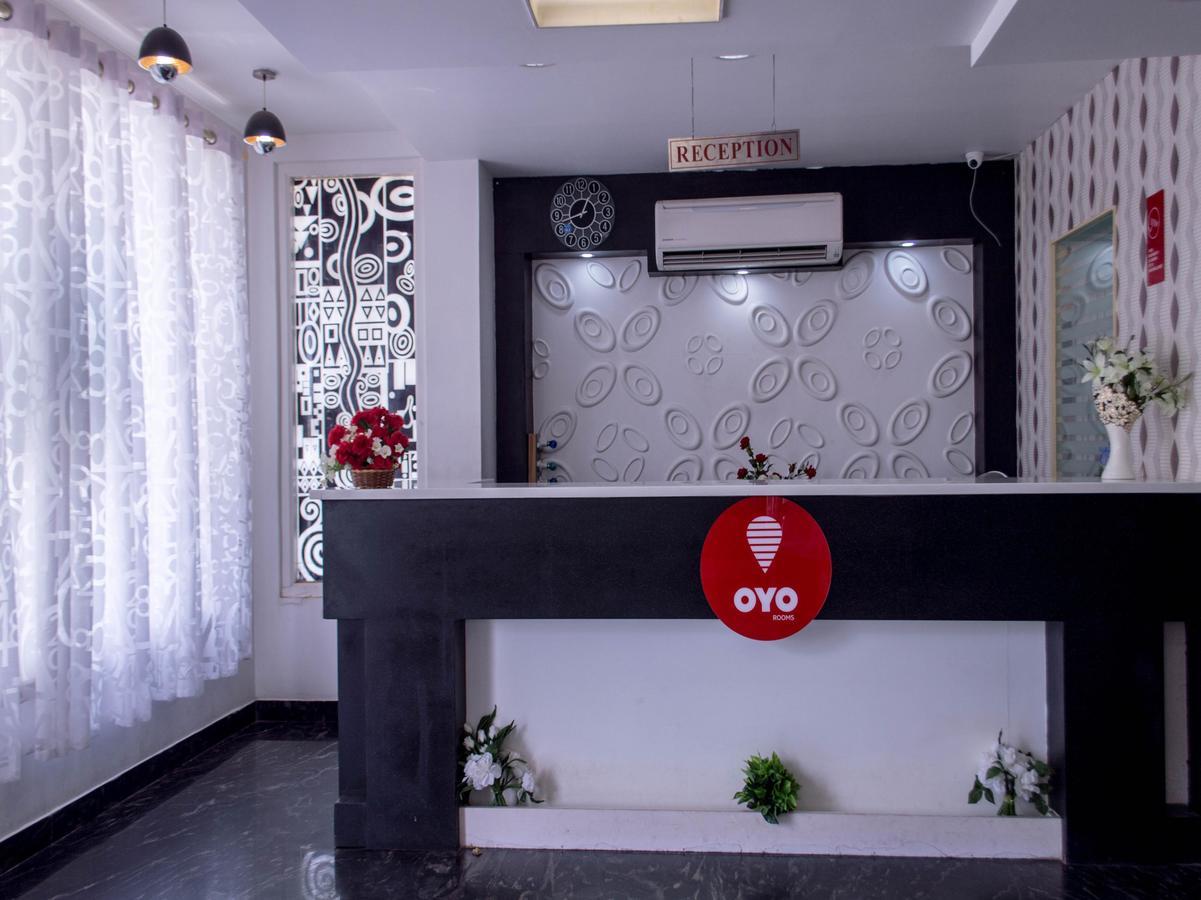 Oyo 10630 Hotel Nano Turf Madurai Bagian luar foto