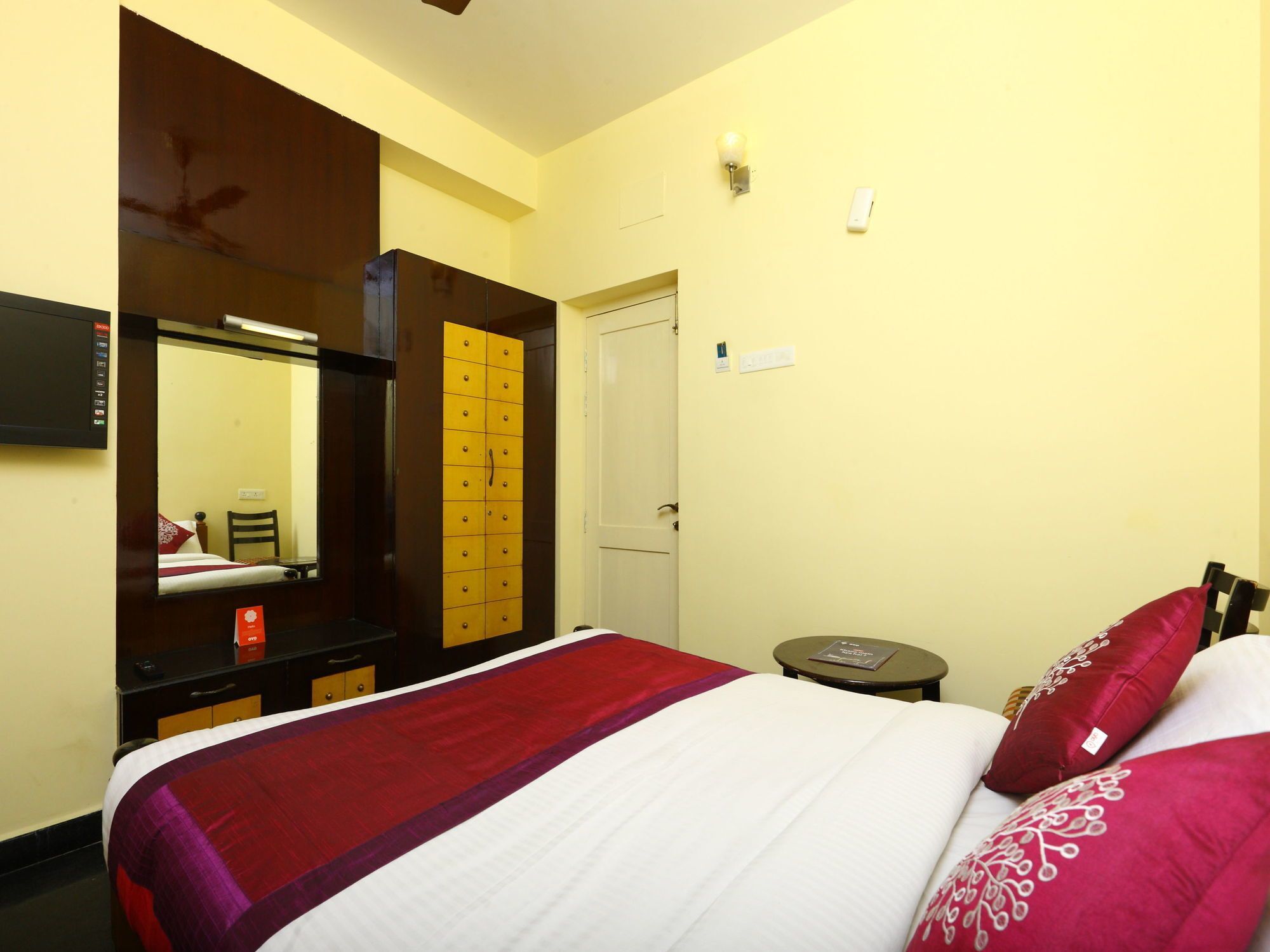 Oyo 10630 Hotel Nano Turf Madurai Bagian luar foto