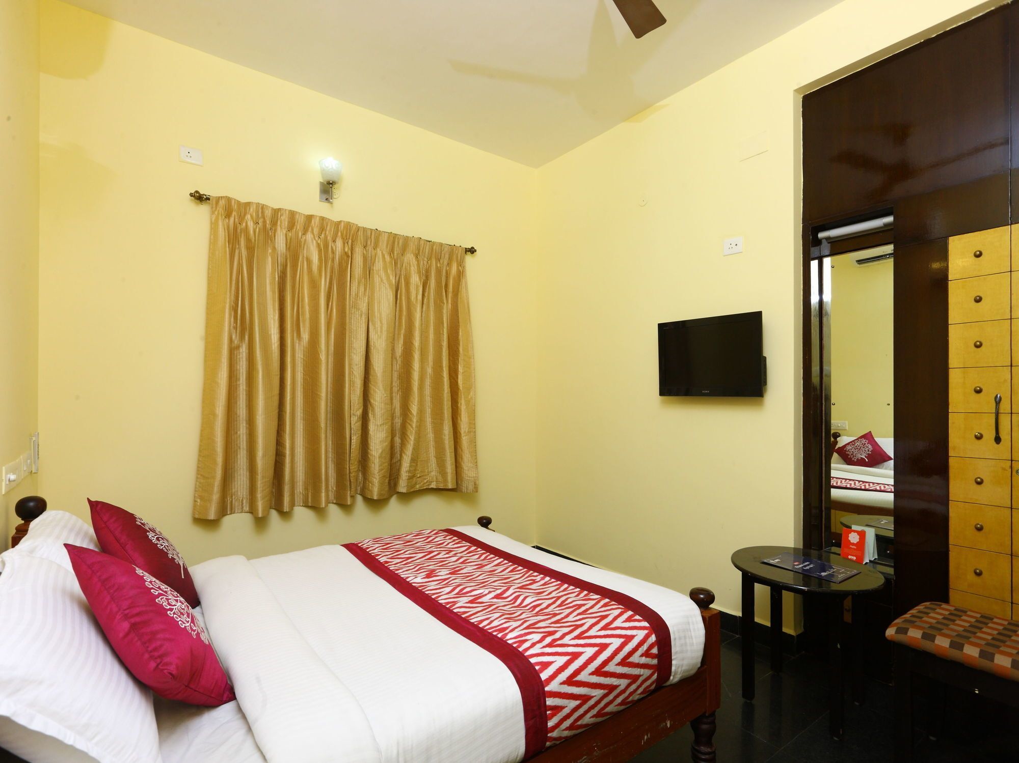 Oyo 10630 Hotel Nano Turf Madurai Bagian luar foto