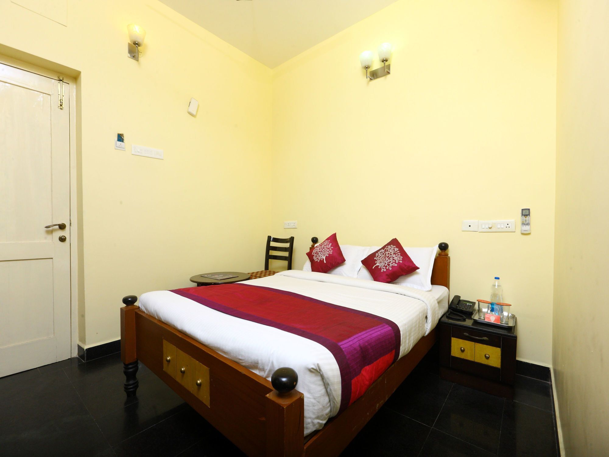 Oyo 10630 Hotel Nano Turf Madurai Bagian luar foto